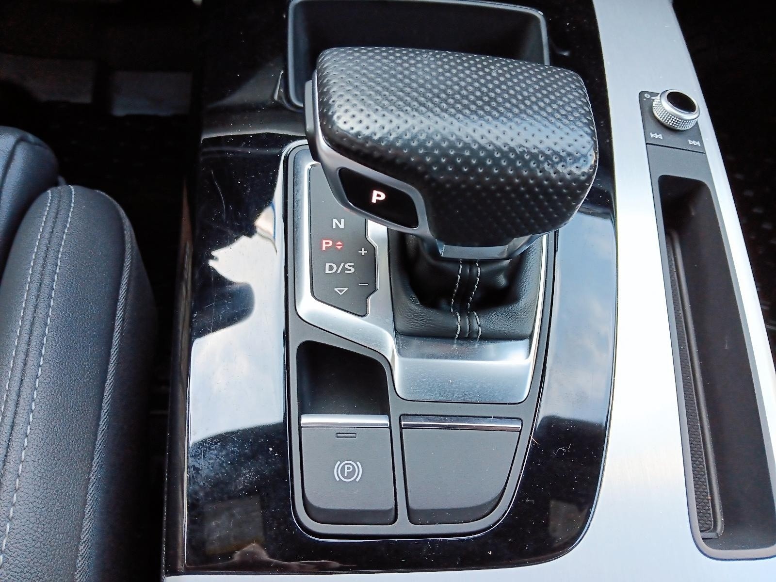 2021 Audi Q5 45 Progressiv