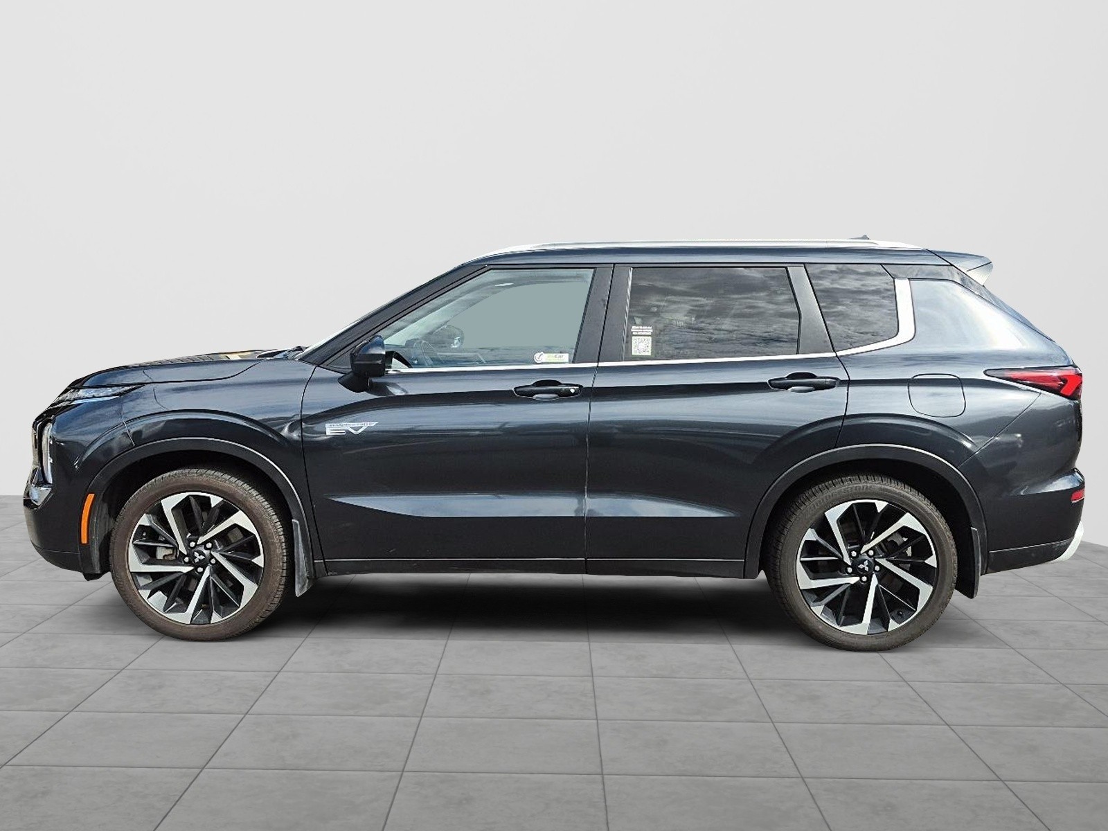 2025 Mitsubishi Outlander PHEV SEL