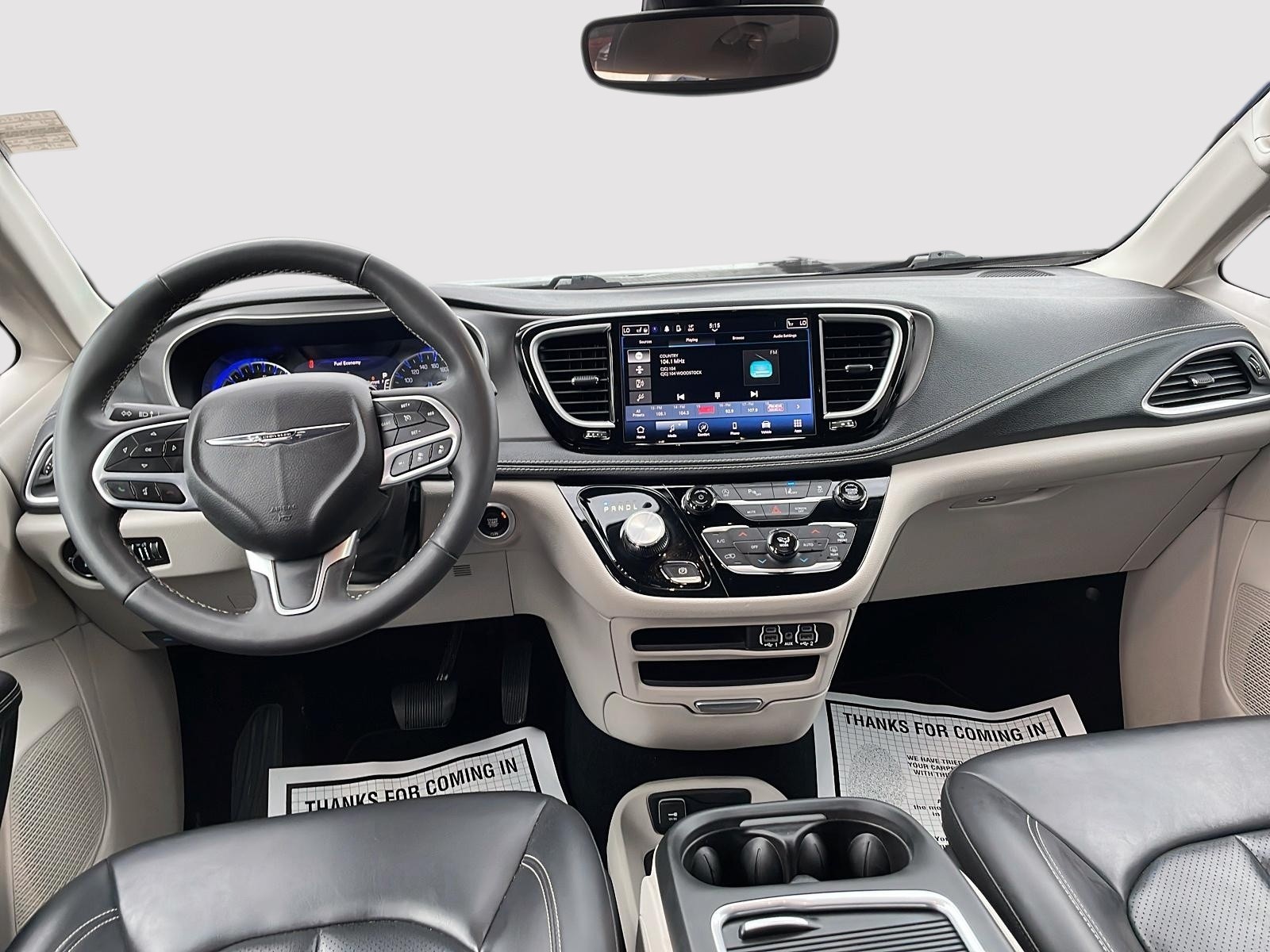 2023 Chrysler Pacifica Touring-L