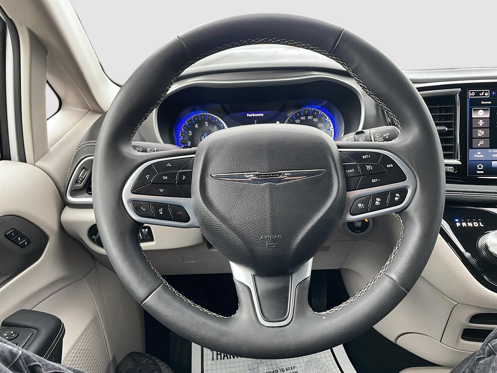 2023 Chrysler Pacifica Touring-L