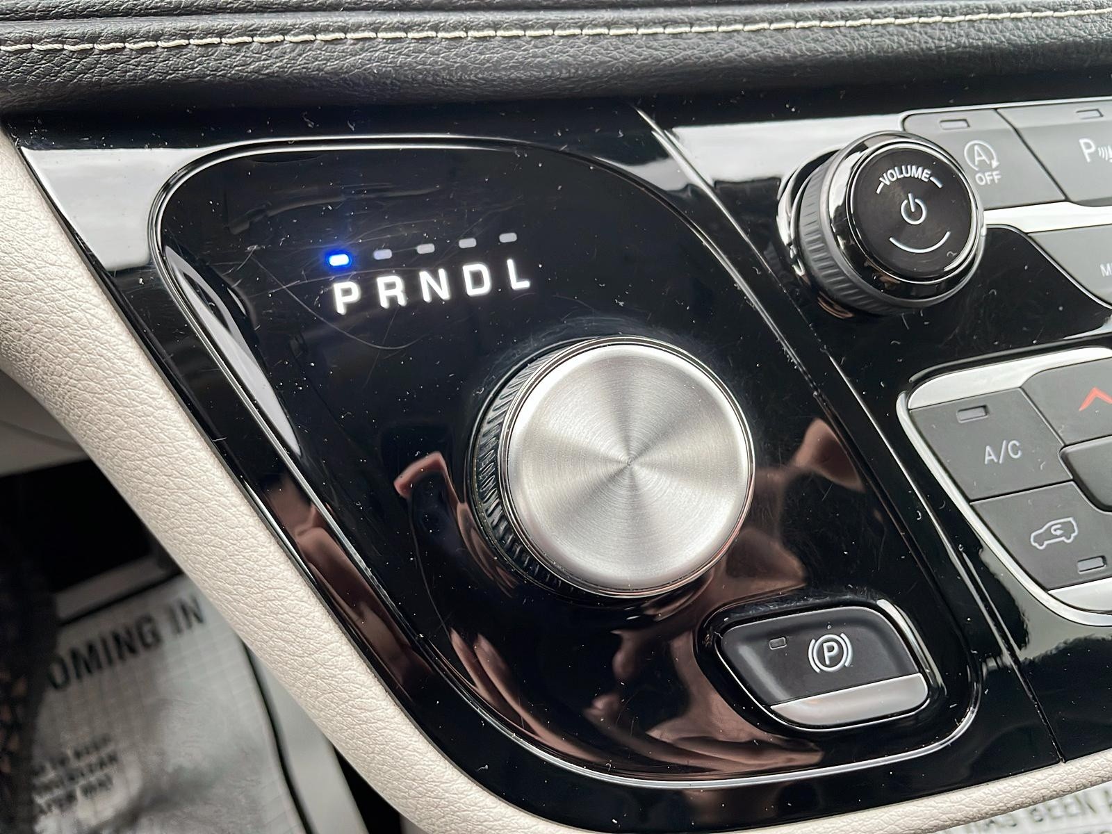 2023 Chrysler Pacifica Touring-L