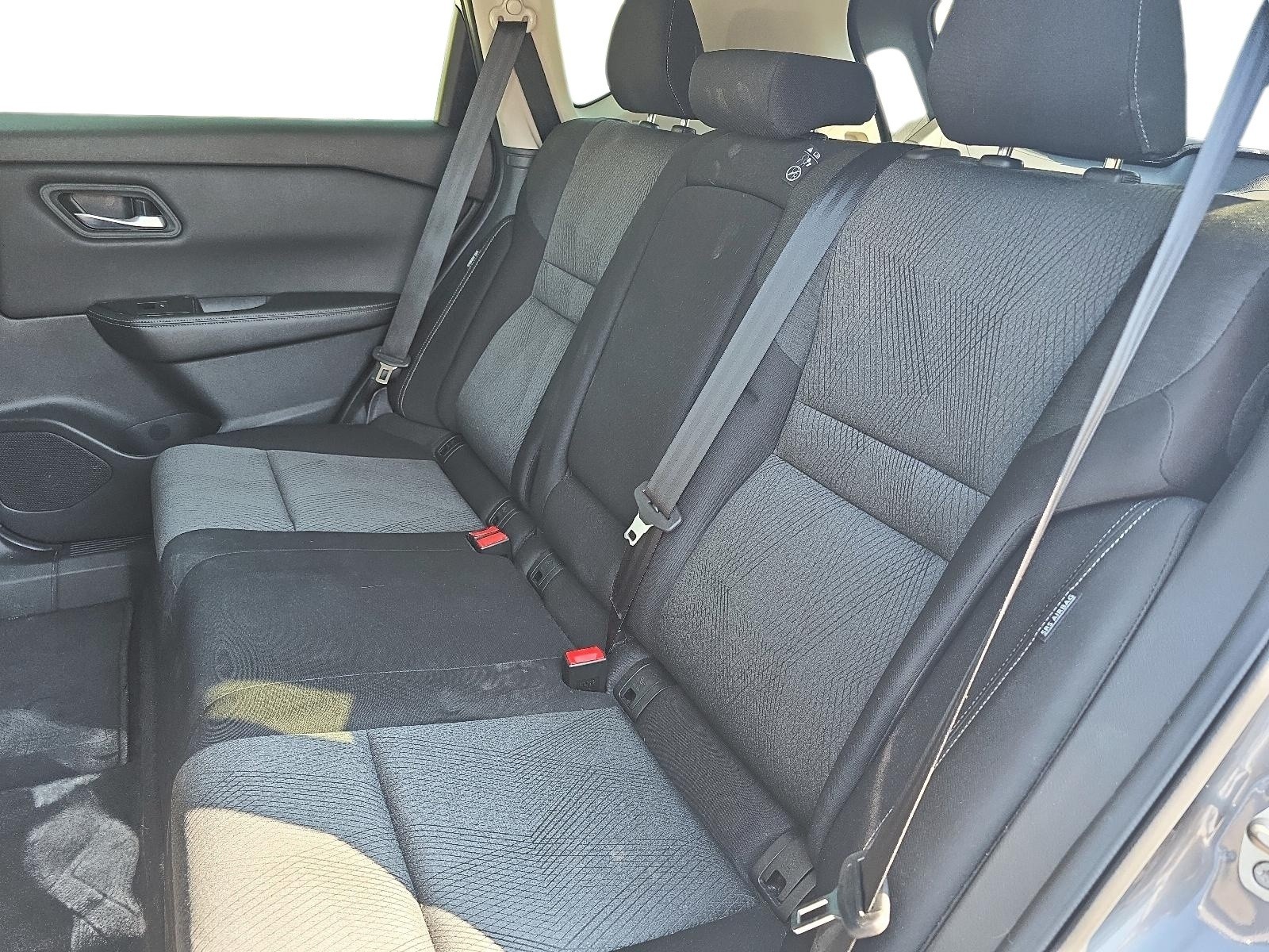 2024 Nissan Rogue SV Moonroof