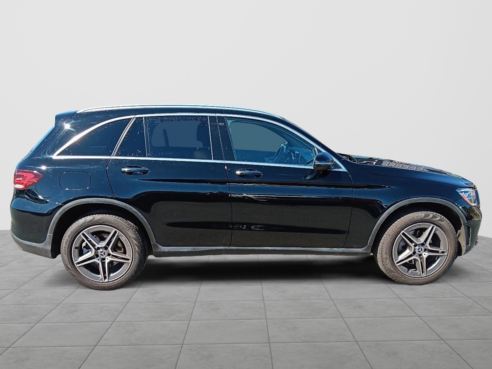 2022 Mercedes-Benz GLC 300 