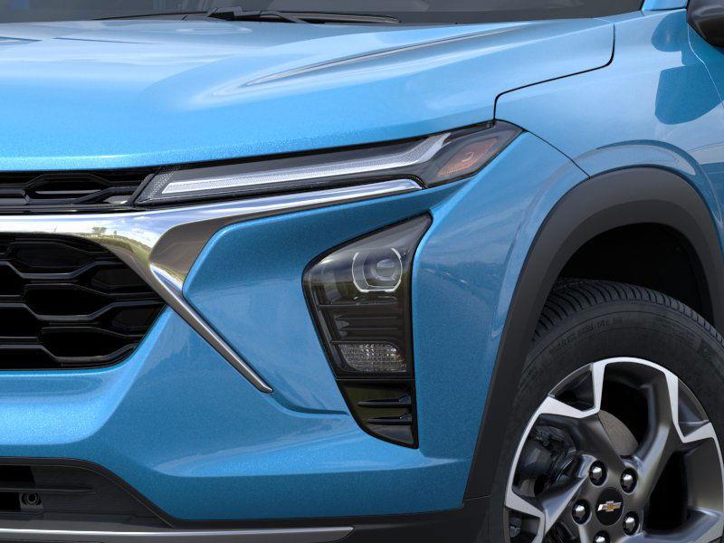 used 2025 Chevrolet Trax car, priced at $31,298