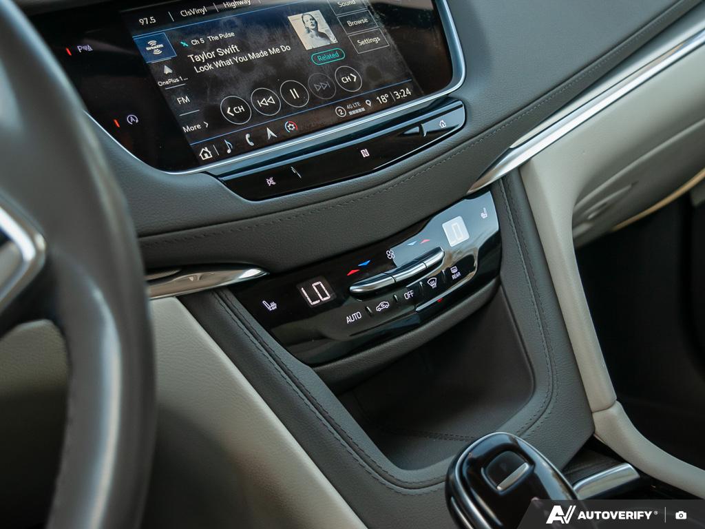 used 2021 Cadillac XT5 car, priced at $28,500