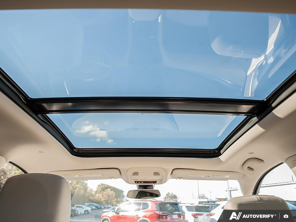 used 2021 Cadillac XT5 car, priced at $28,500