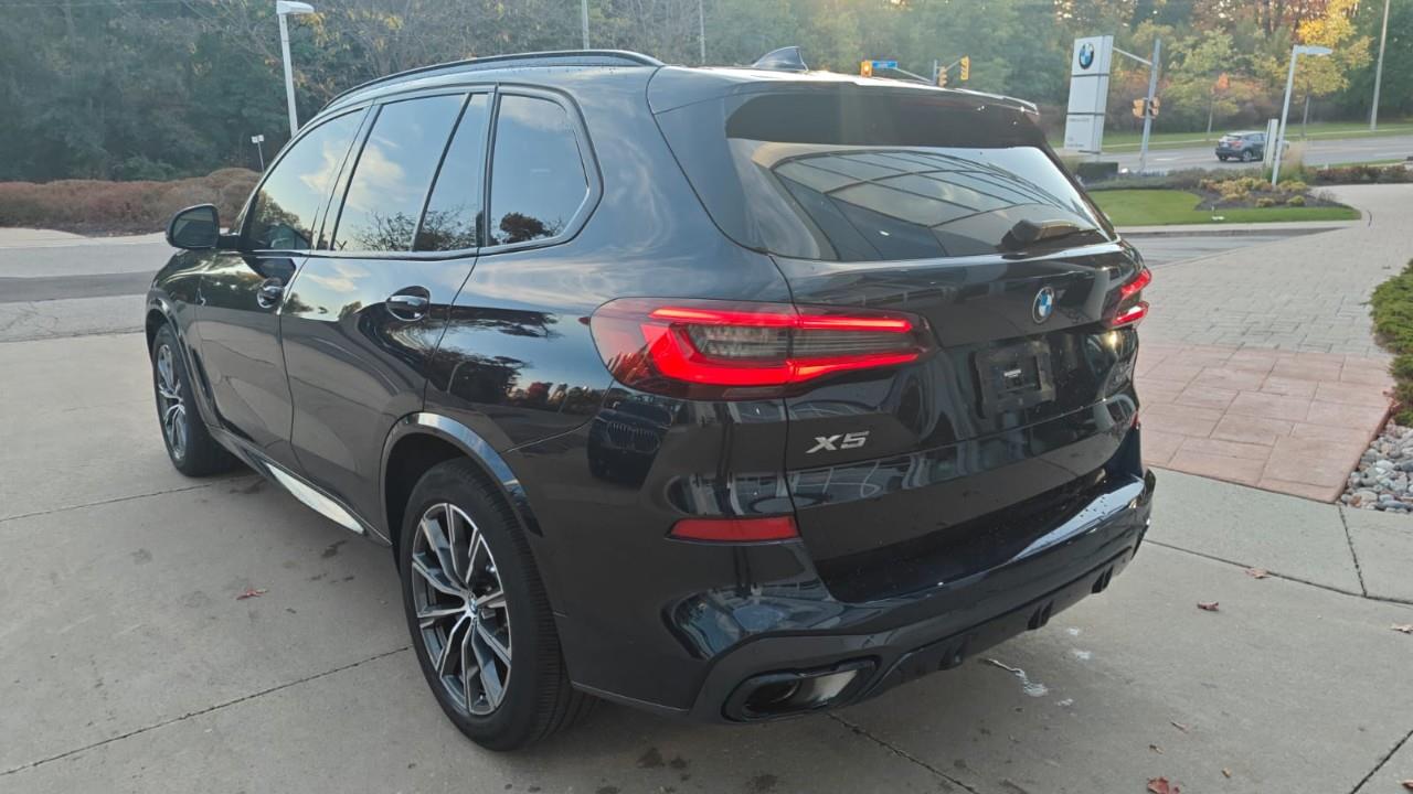 2022 BMW X5 xDrive40i, 多伦多, 全款车