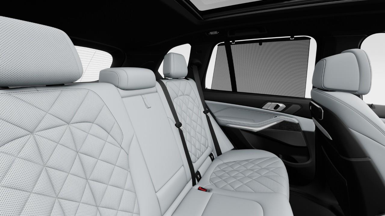 2026 BMW X5 M60i xDrive, 多伦多, 全款车