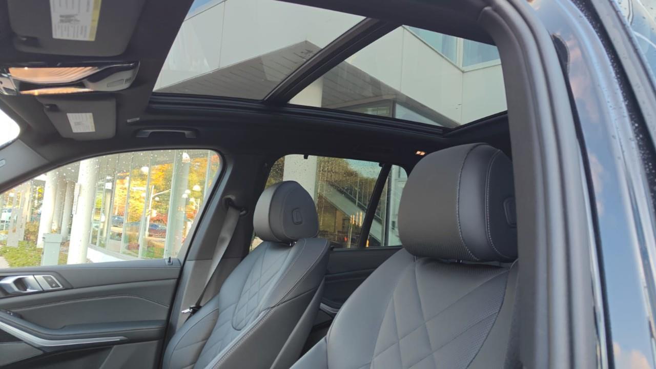 2025 BMW X5 xDrive40i, Toronto, Cash