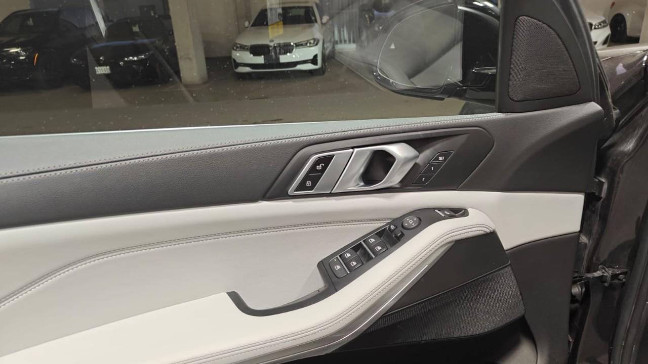 2023 BMW X5 xDrive40i, 多伦多, 全款车