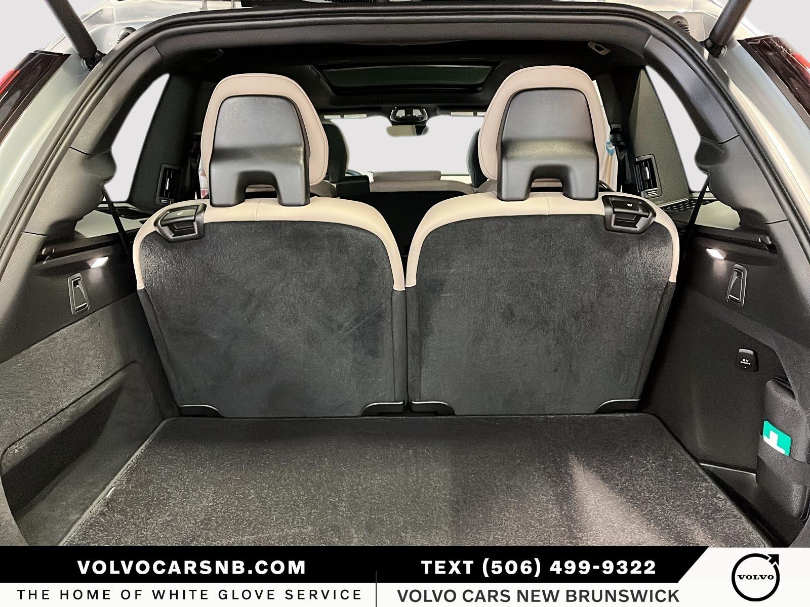 2026 Volvo XC90 B6 Plus Bright Theme