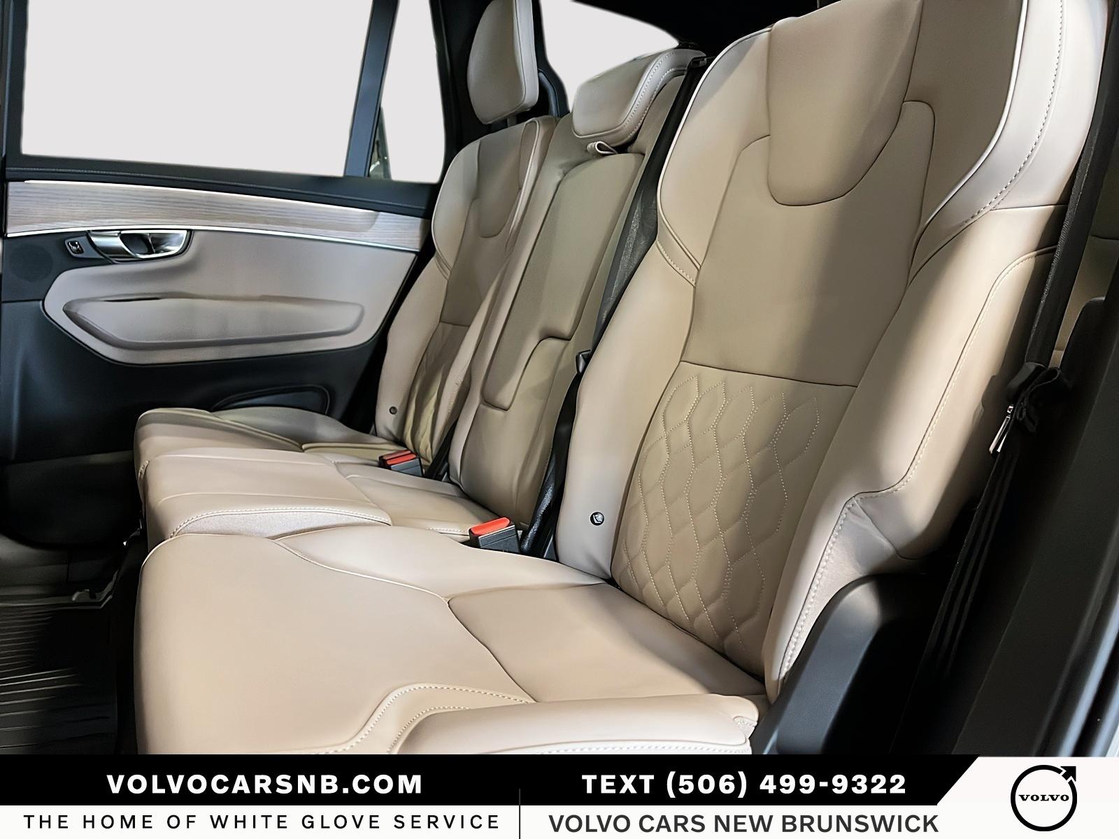 2026 Volvo XC90 B6 Plus Bright Theme