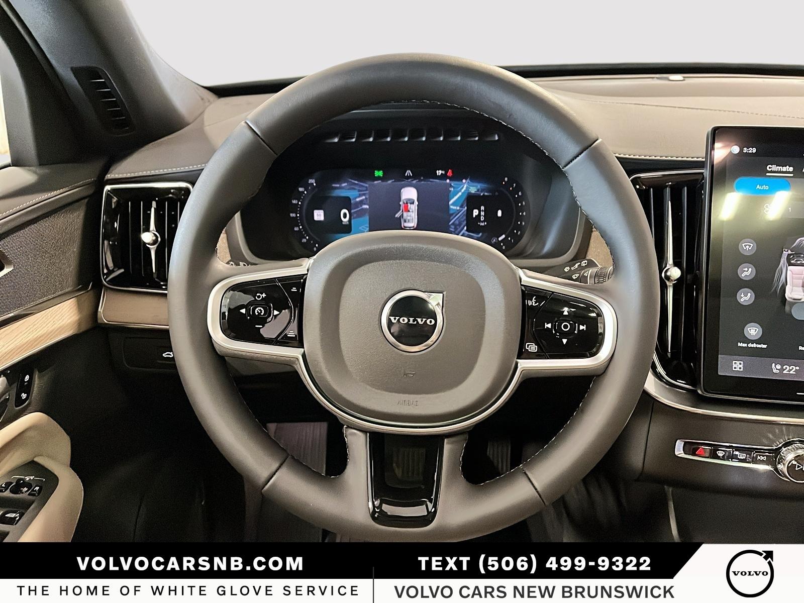 2026 Volvo XC90 B6 Plus Bright Theme