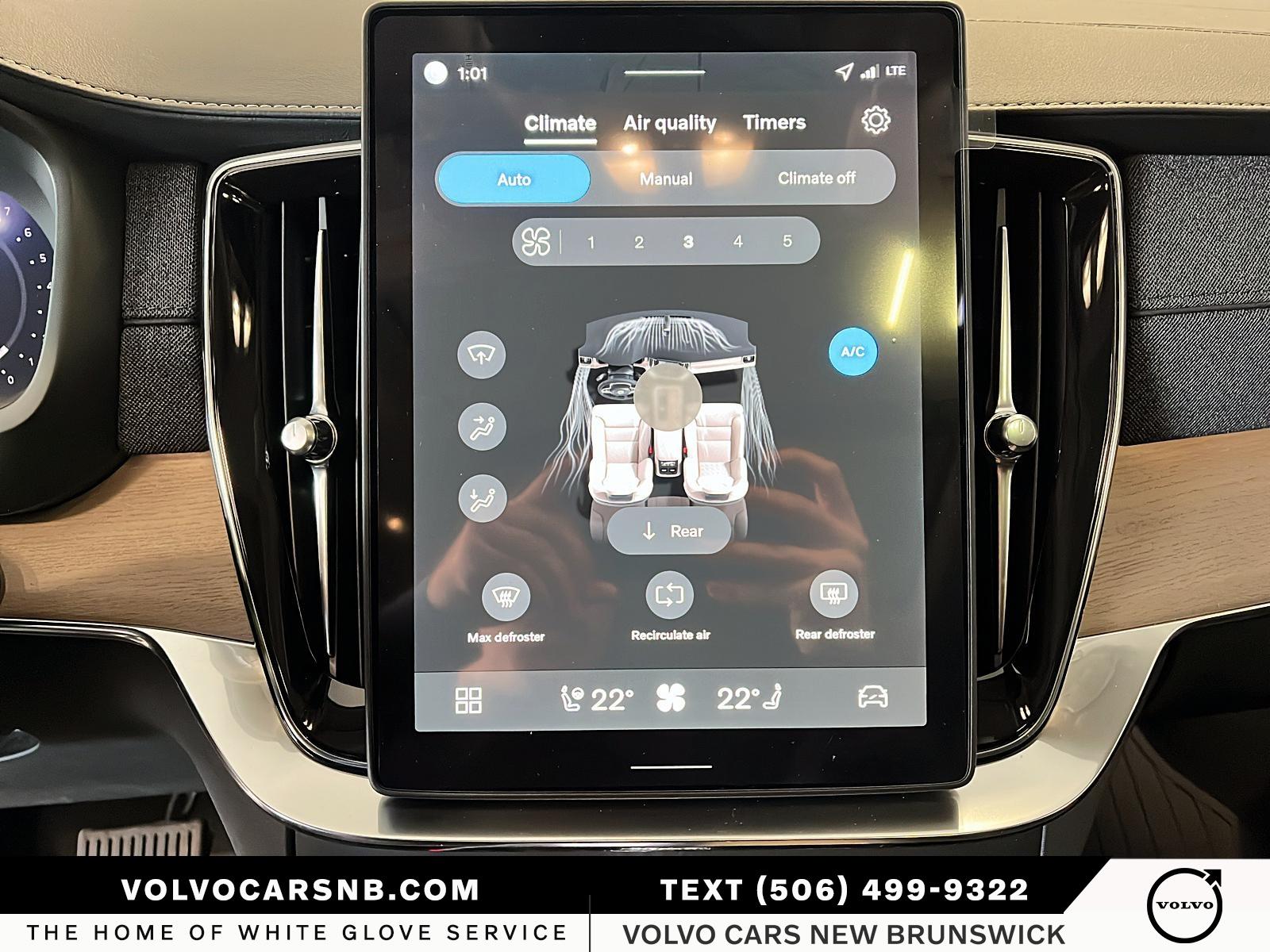 2026 Volvo XC90 B6 Plus Dark Theme