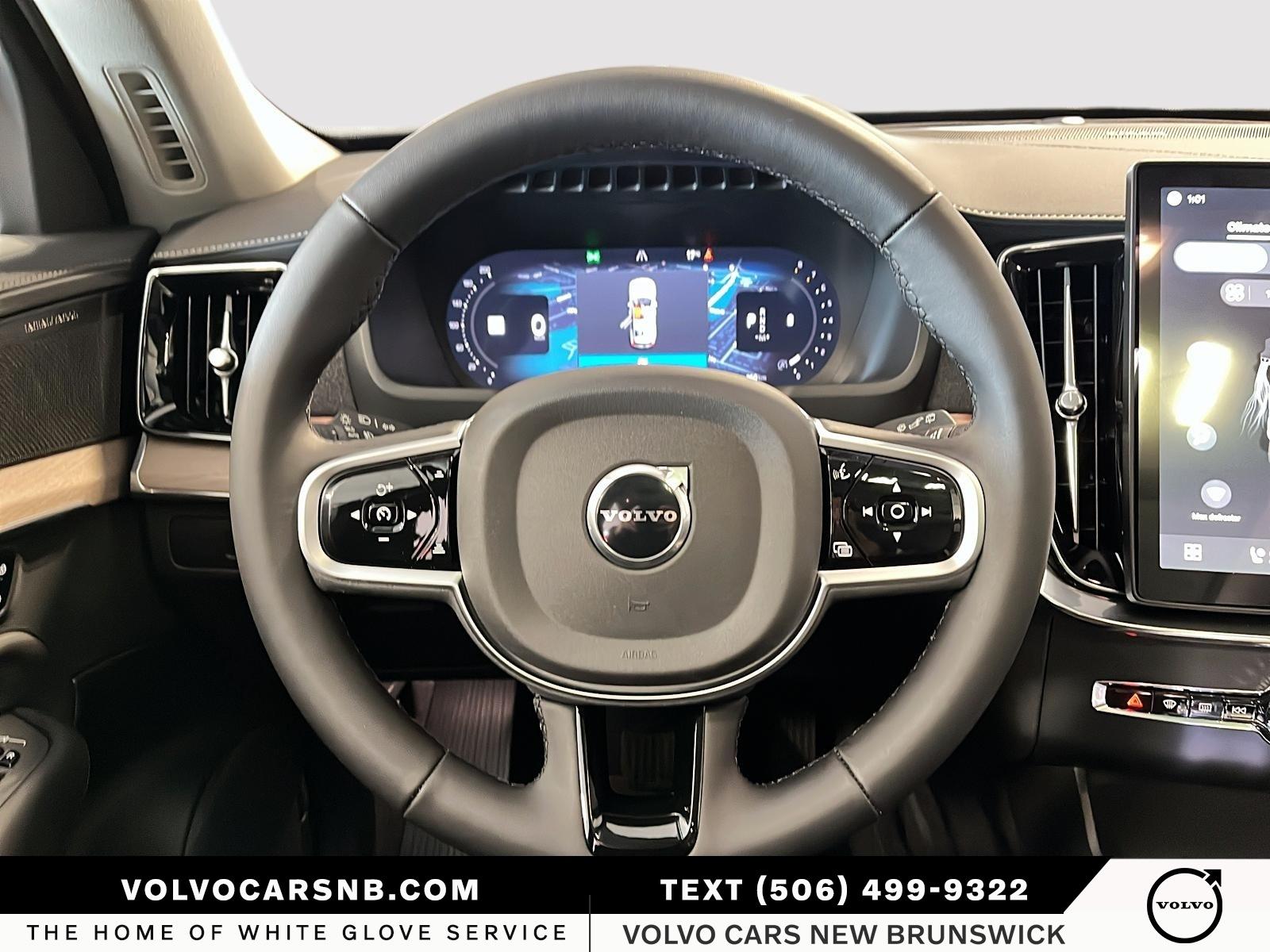 2026 Volvo XC90 B6 Plus Dark Theme