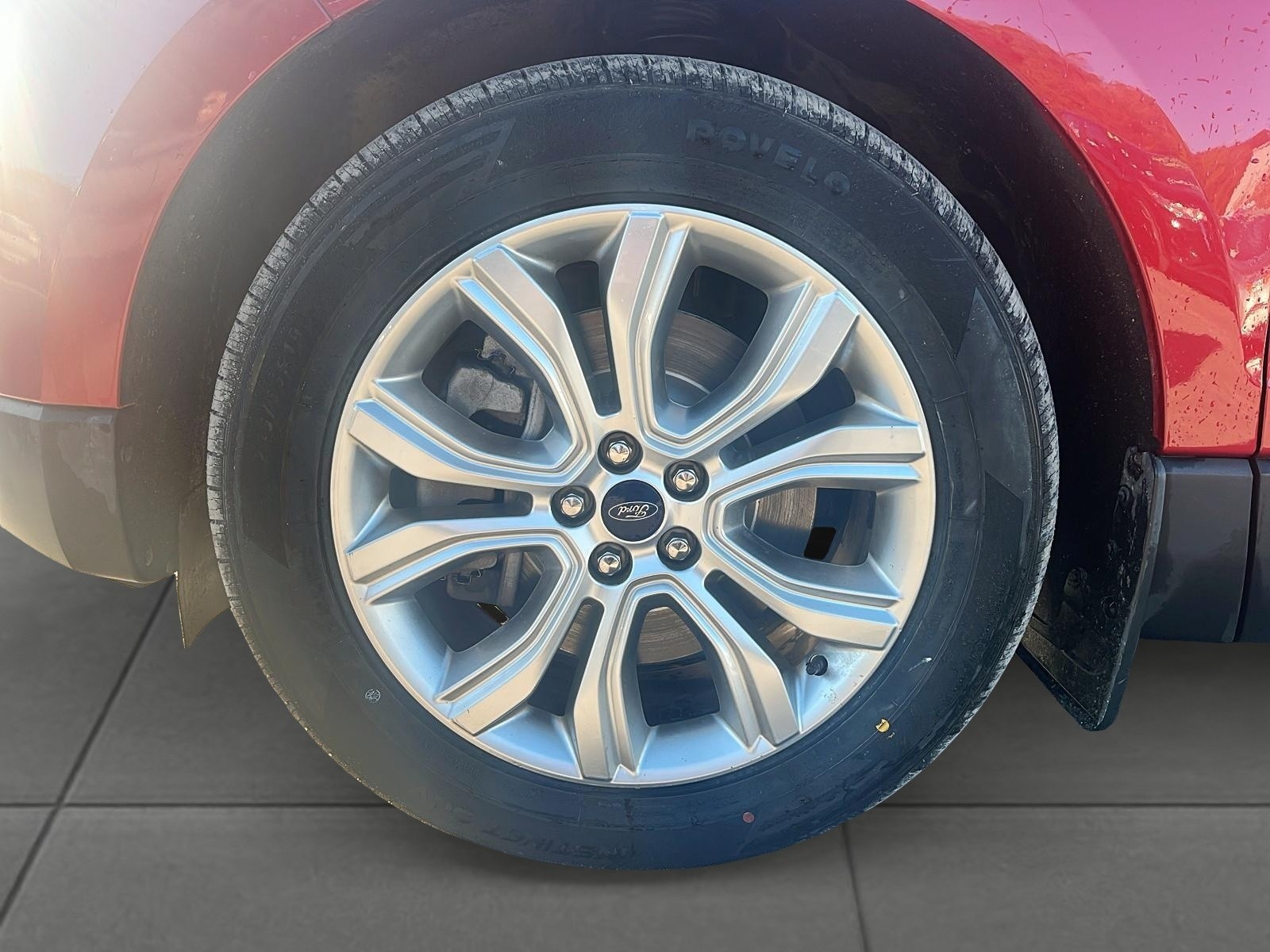 2021 Ford Edge Titanium