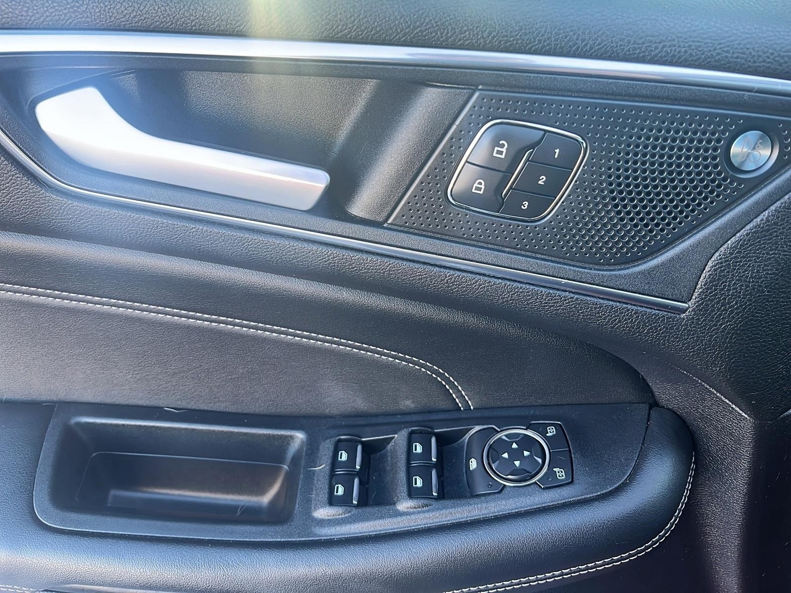 2021 Ford Edge Titanium