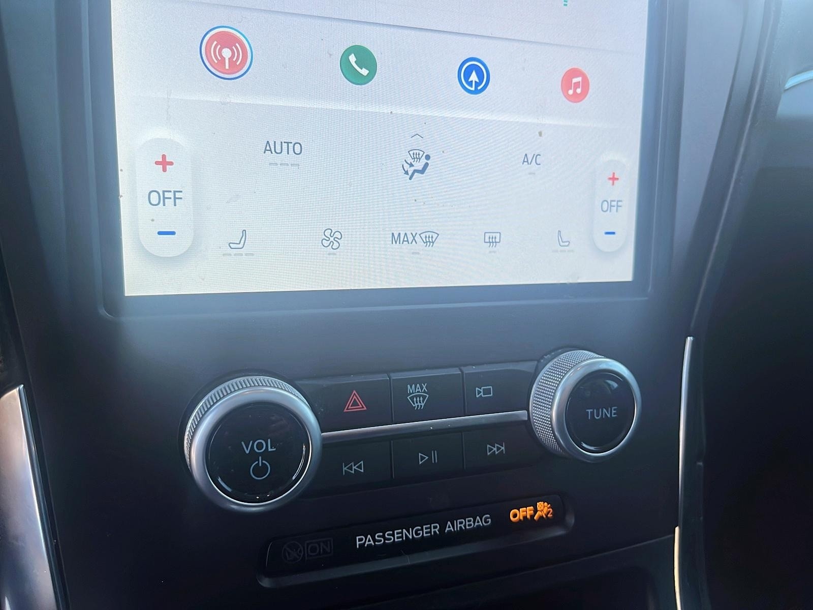 2021 Ford Edge Titanium