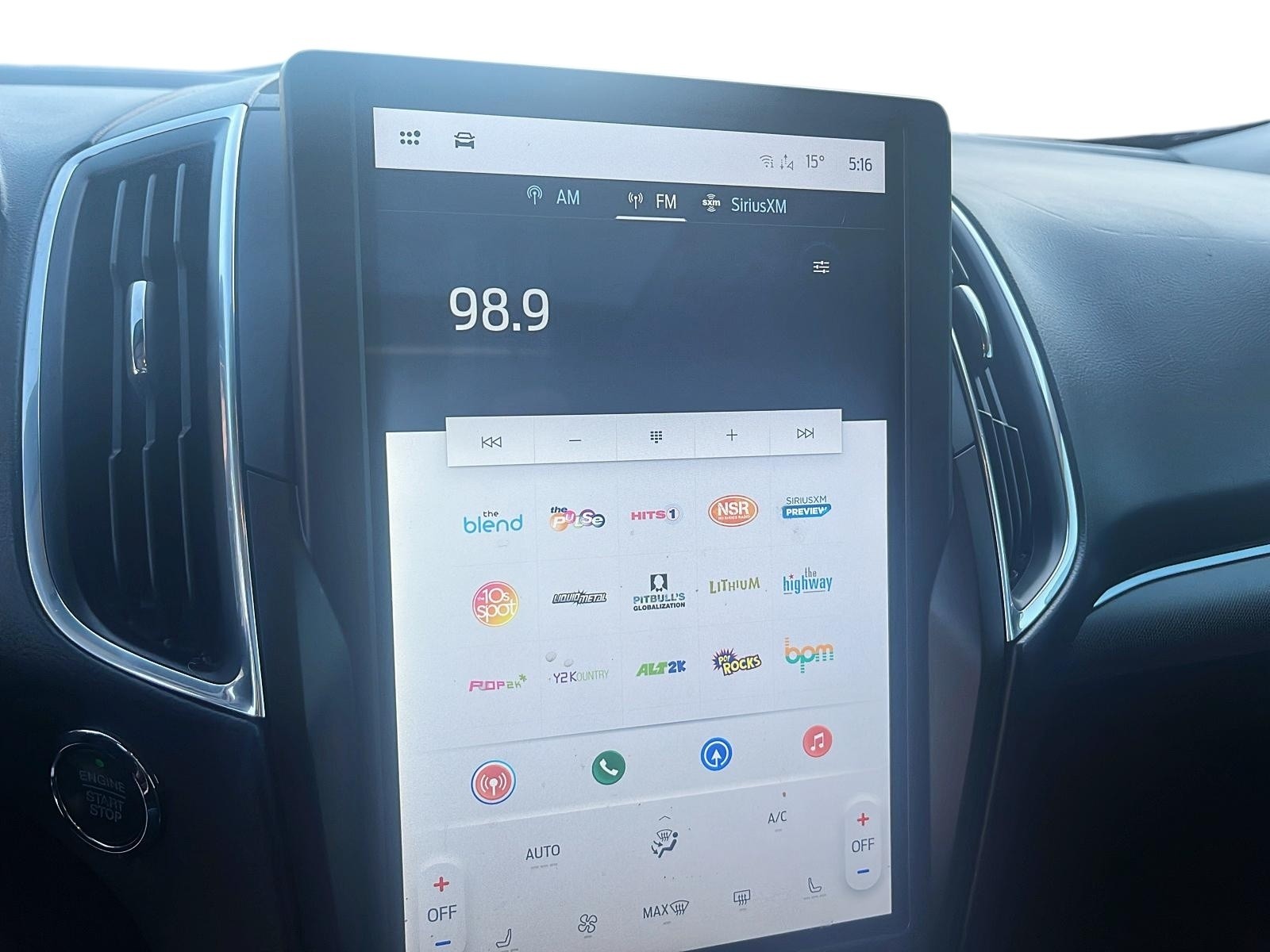 2021 Ford Edge Titanium