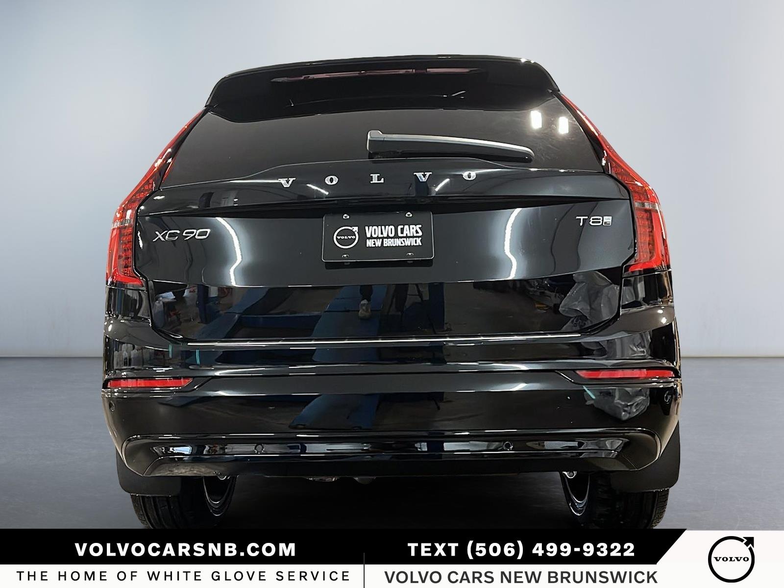 2026 Volvo XC90 Plug-In Hybrid T8 Plus Dark Theme