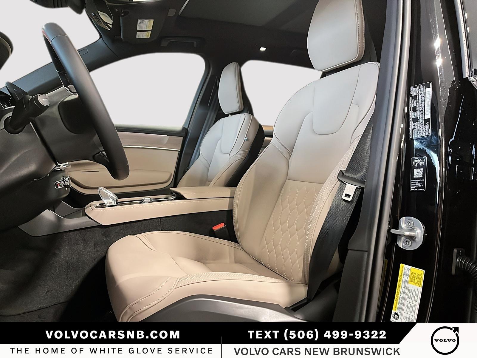 2026 Volvo XC90 Plug-In Hybrid T8 Plus Dark Theme