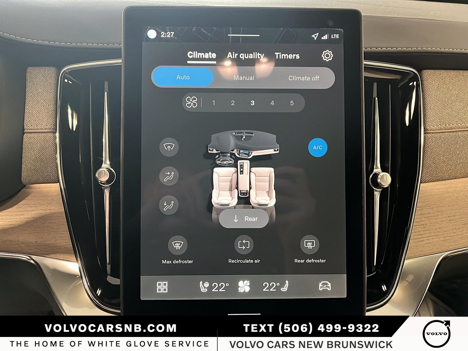 2026 Volvo XC90 Plug-In Hybrid T8 Plus Dark Theme