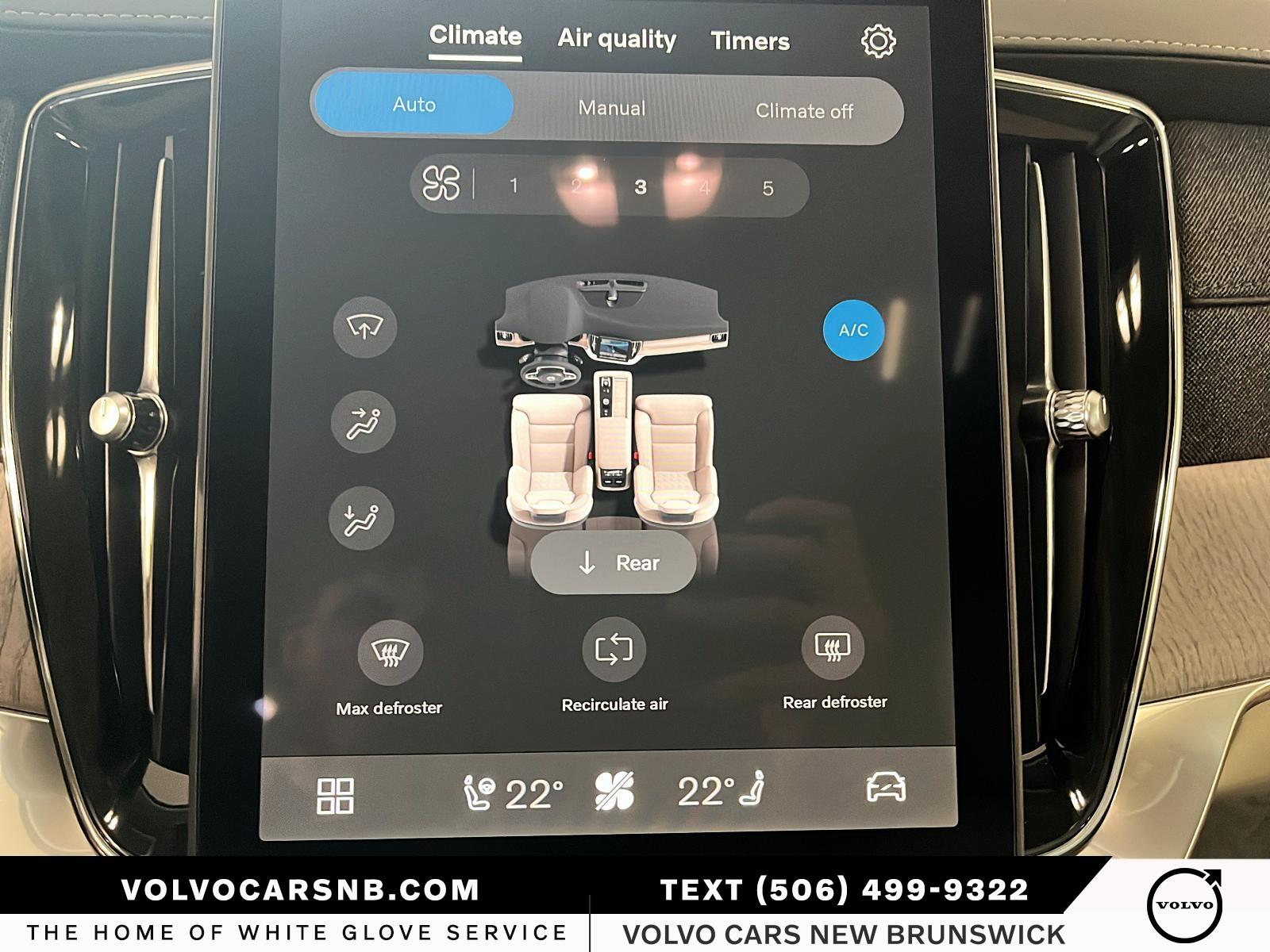 2026 Volvo XC90 Plug-In Hybrid T8 Ultra Dark Theme