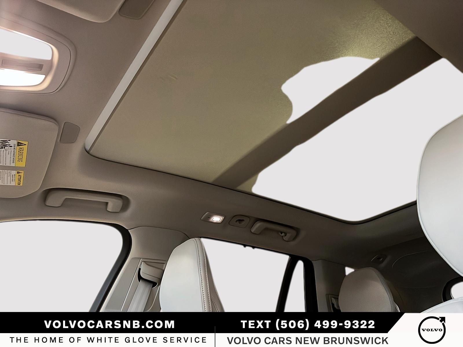 2026 Volvo XC90 Plug-In Hybrid T8 Ultra Dark Theme