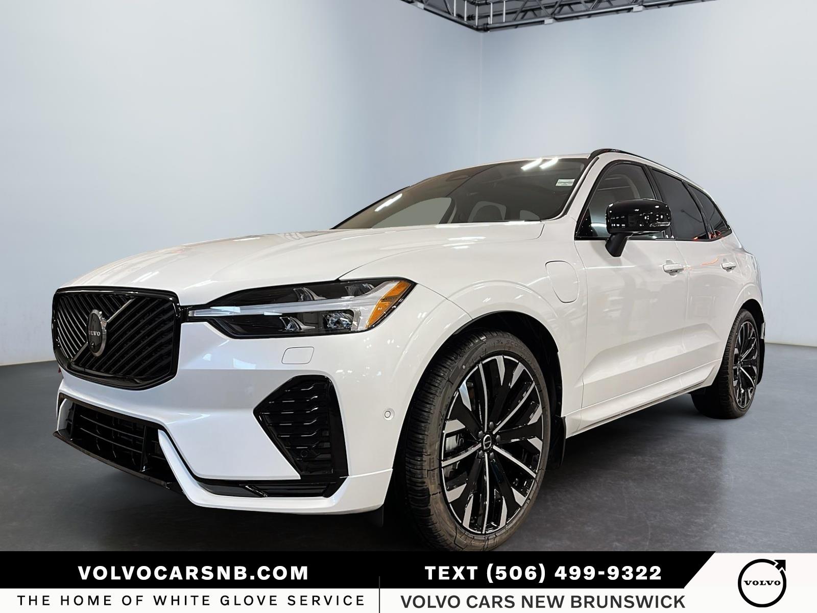 2026 Volvo XC60 Plug-In Hybrid  T8 Ultra Dark Theme