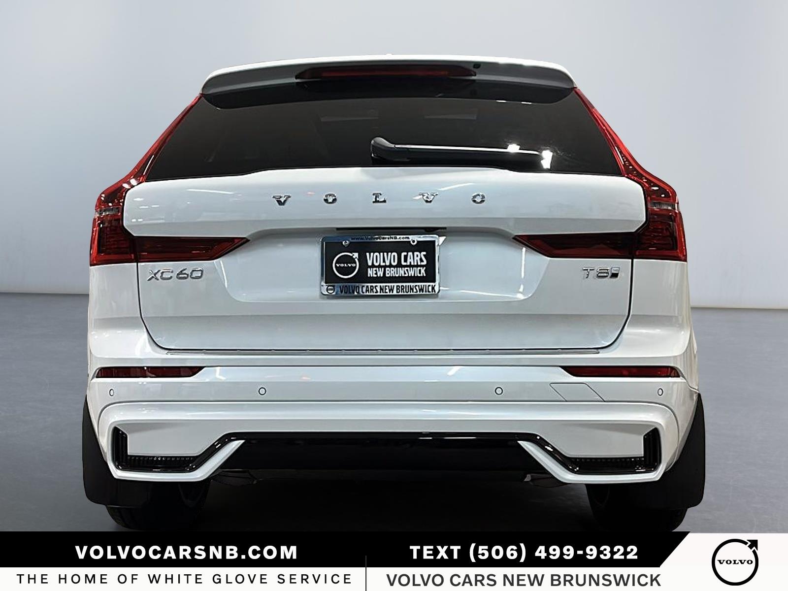 2026 Volvo XC60 Plug-In Hybrid T8 Ultra Dark Theme