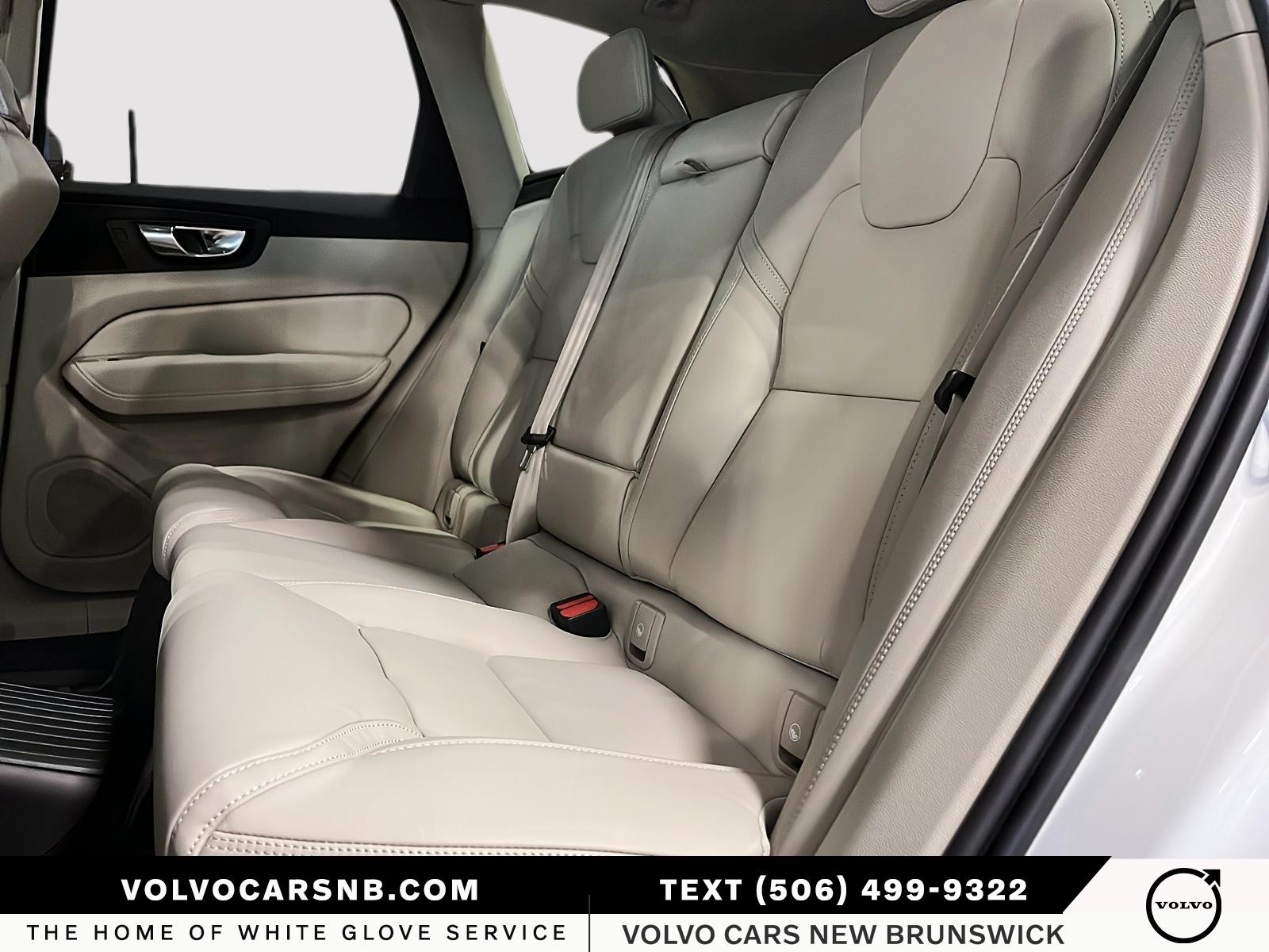 2026 Volvo XC60 Plug-In Hybrid T8 Ultra Dark Theme