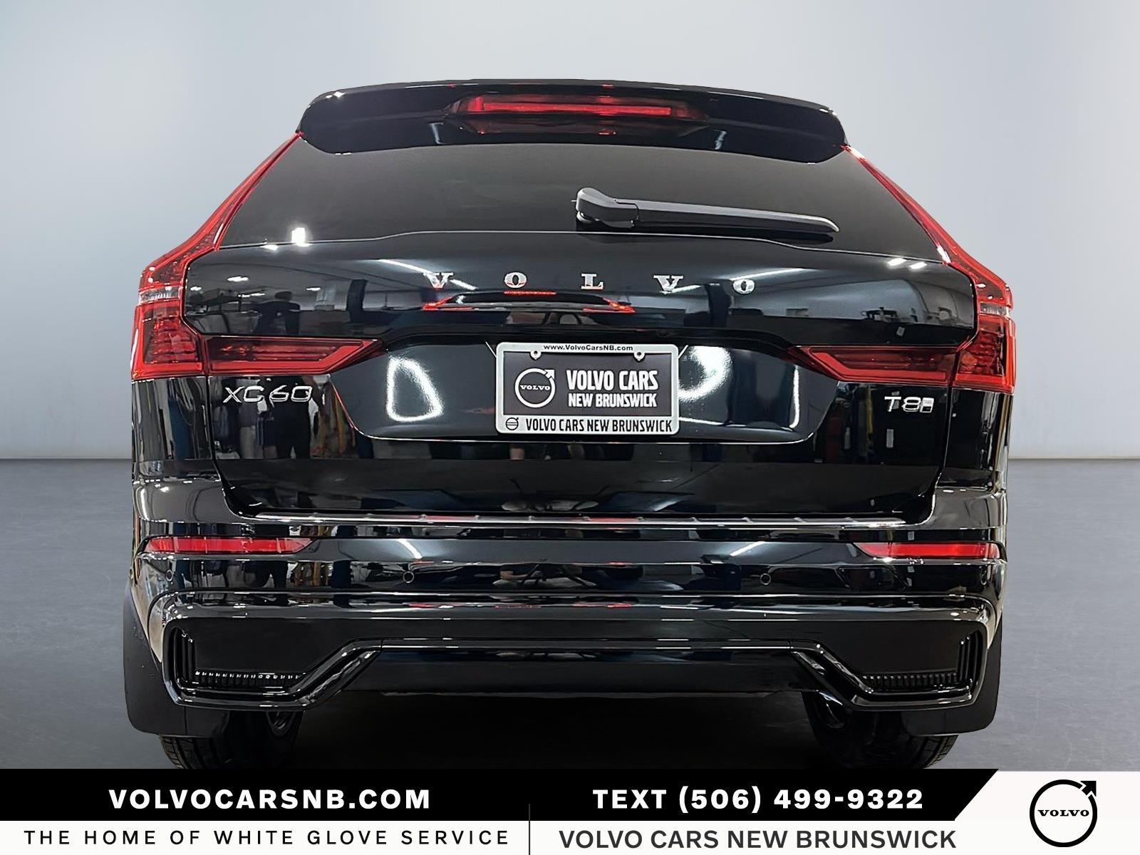 2026 Volvo XC60 Plug-In Hybrid T8 Ultra Dark Theme