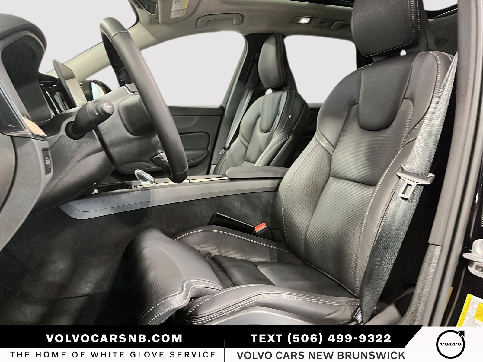 2026 Volvo XC60 Plug-In Hybrid T8 Ultra Dark Theme