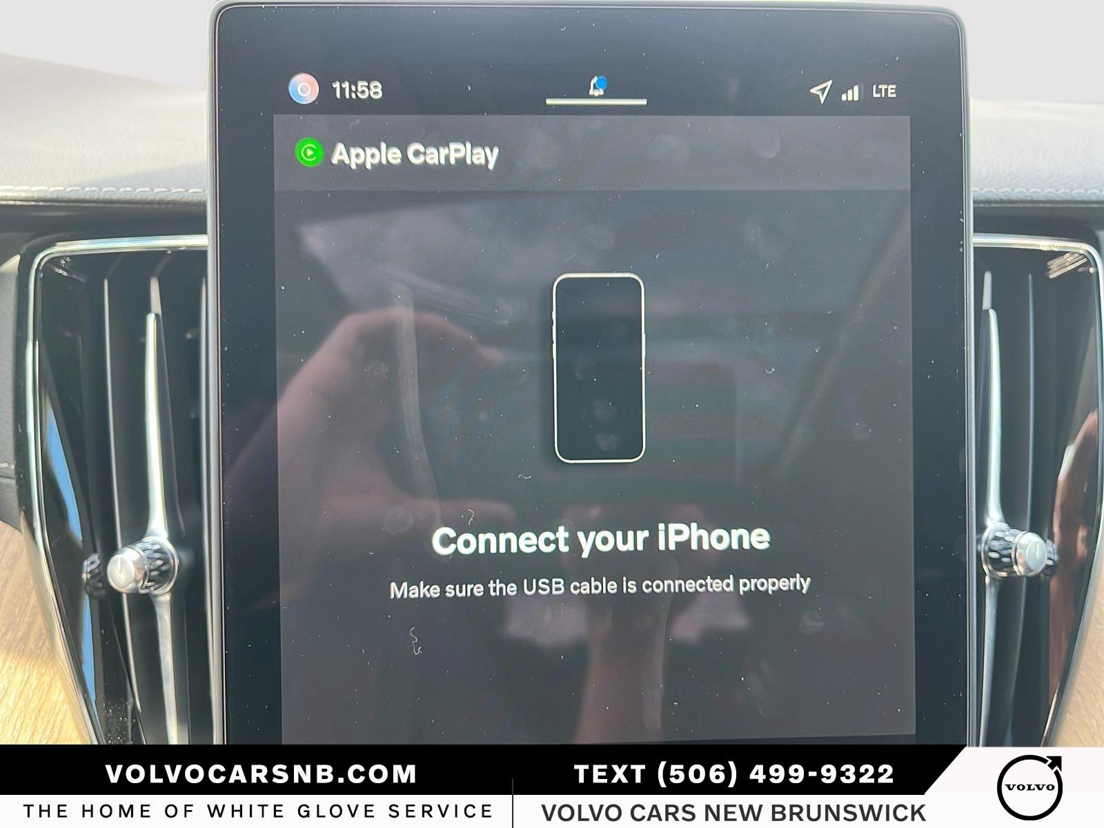 2026 Volvo XC60 Plug-In Hybrid T8 Ultra Dark Theme