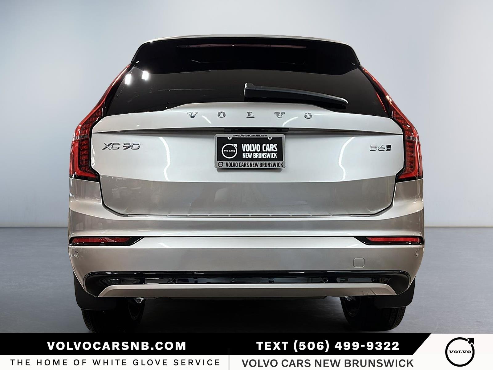 2026 Volvo XC90 B6 Ultra Bright Theme