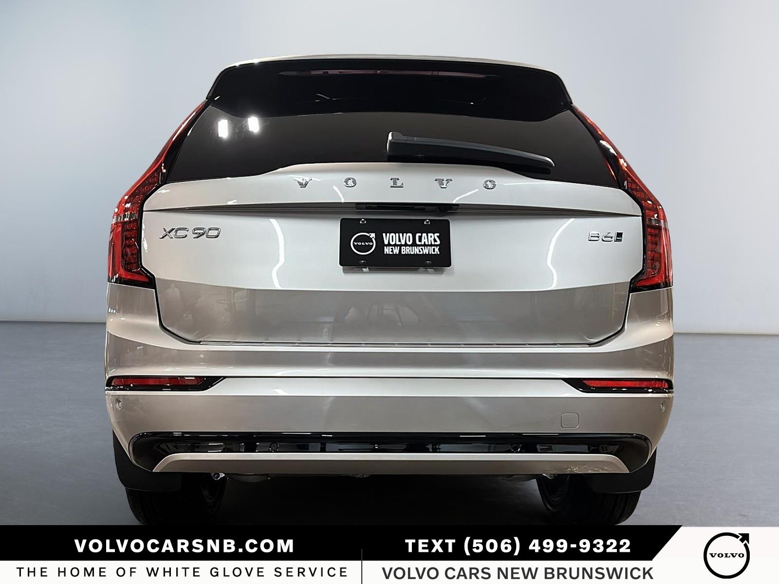 2026 Volvo XC90 B6 Ultra Bright Theme