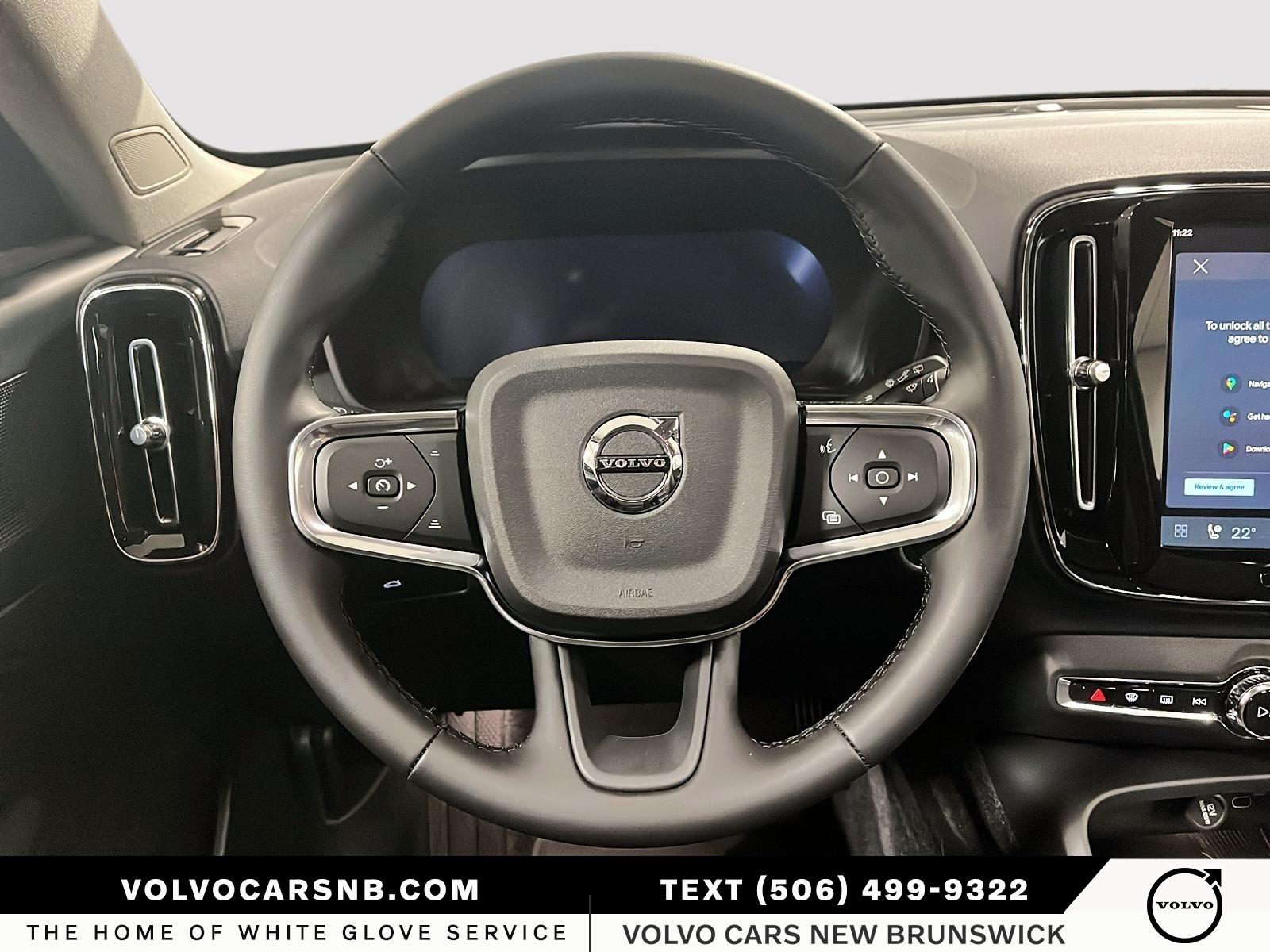 2026 Volvo XC40 B5 Plus Dark Theme