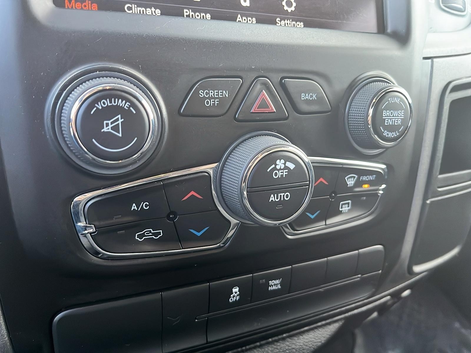 2019 RAM 1500 Classic ST
