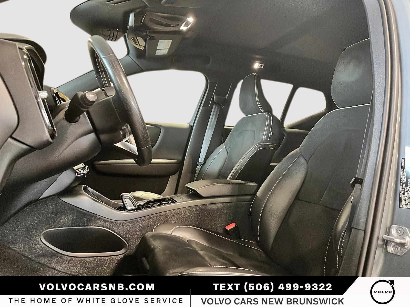 2021 Volvo XC40 T5 R-Design