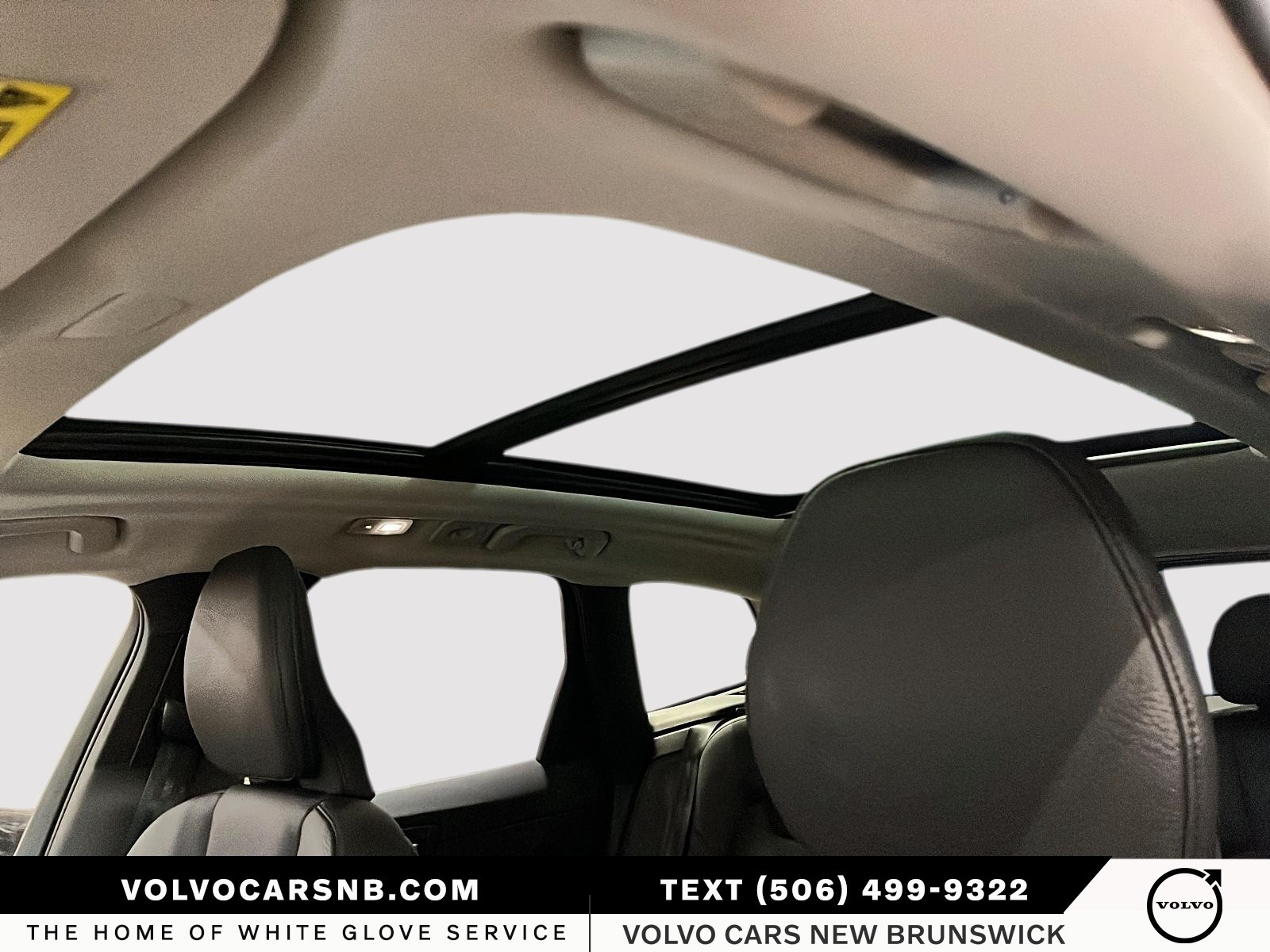 2025 Volvo XC60 B5 Plus Dark Theme