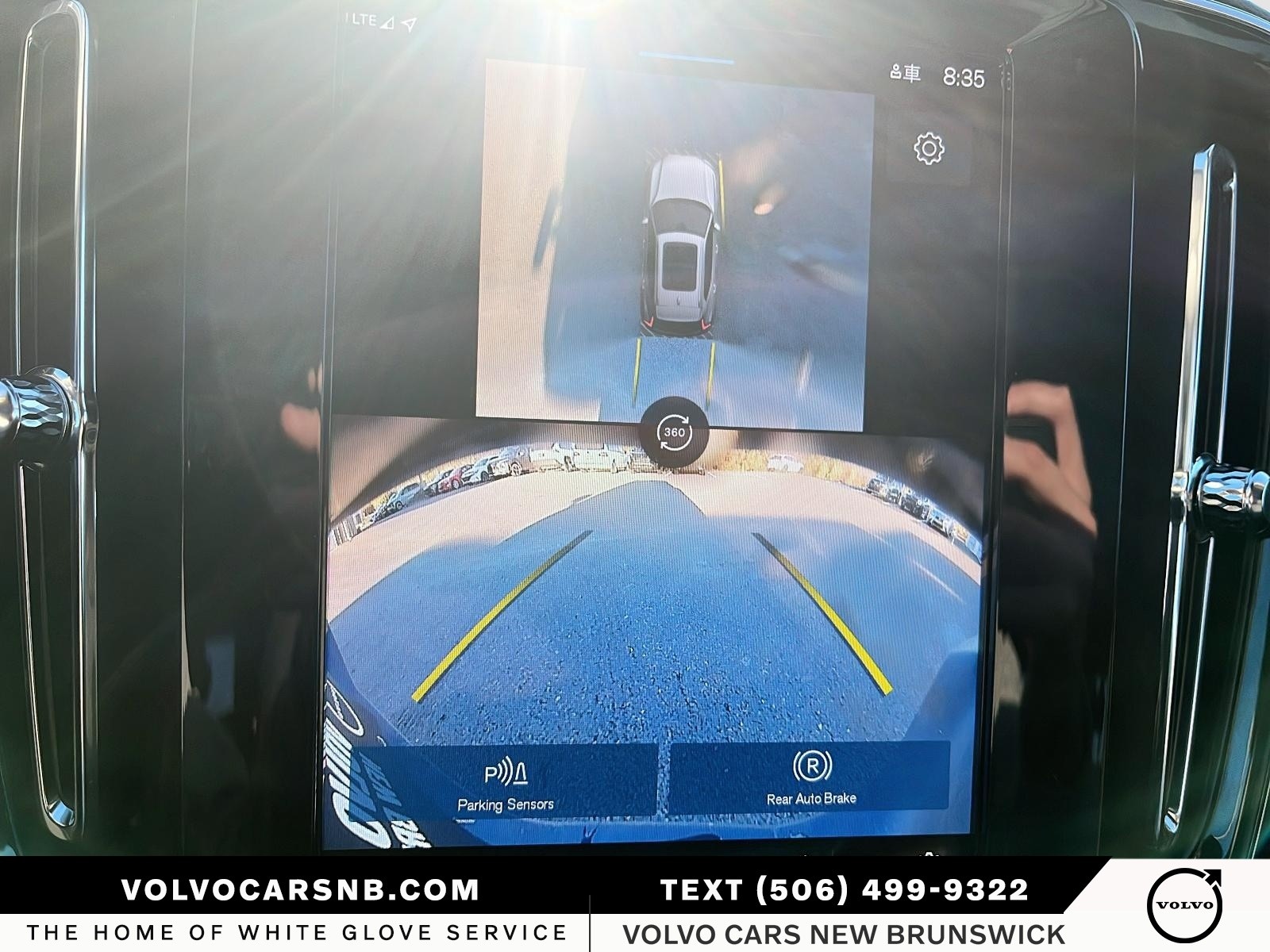 2025 Volvo XC40 B5 Plus Dark Theme