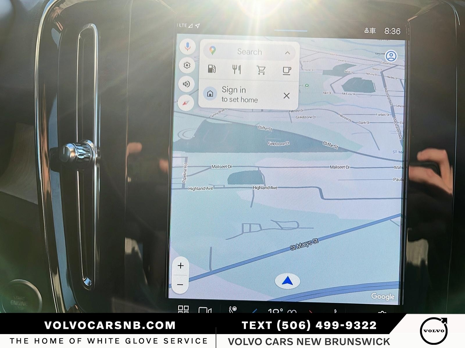 2025 Volvo XC40 B5 Plus Dark Theme