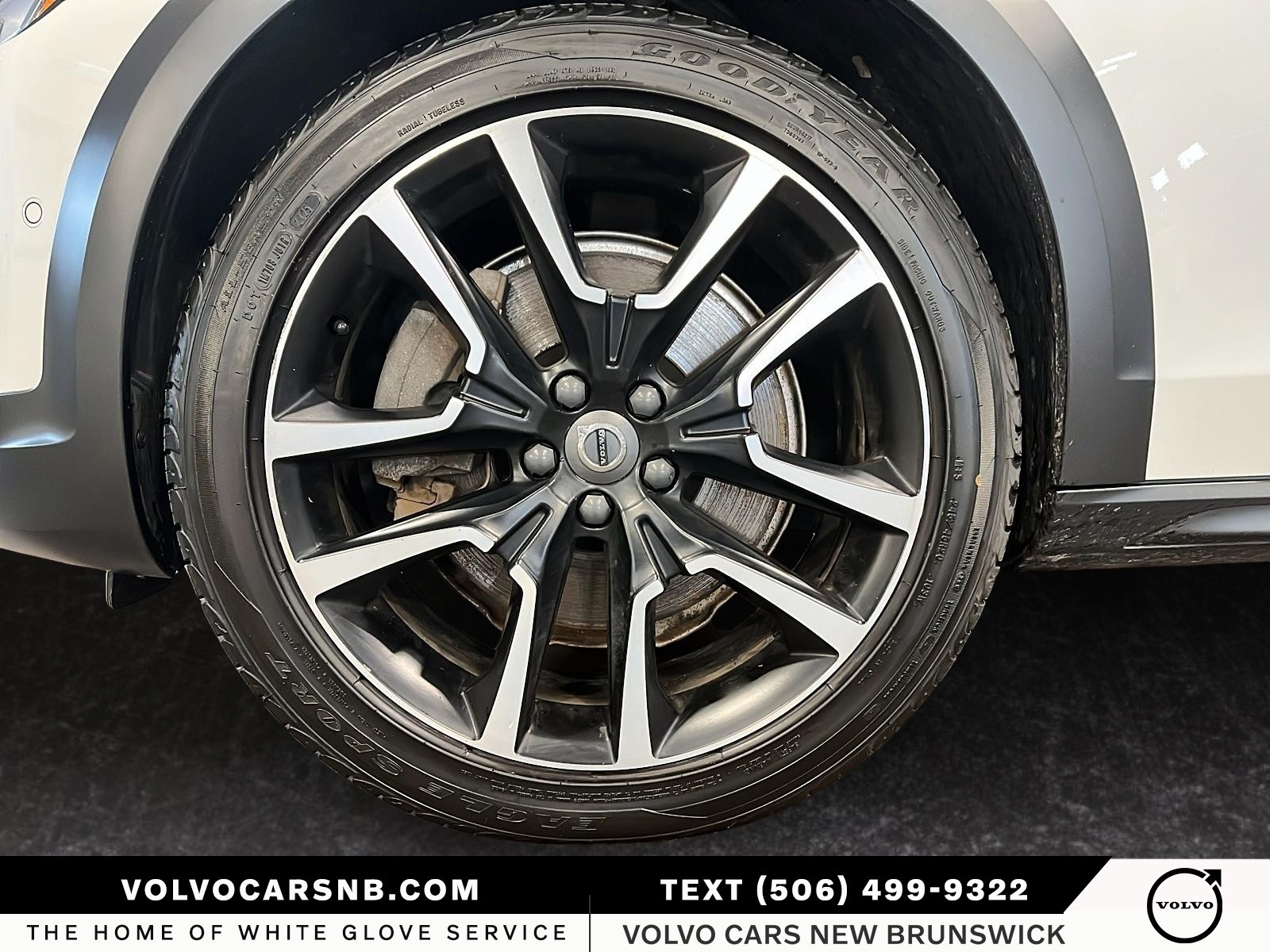 2024 Volvo V90 Cross Country B6 Ultimate