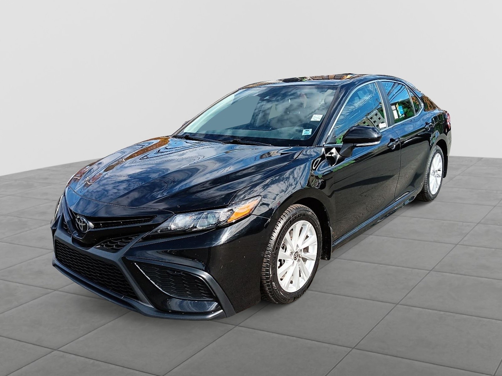 2023 Toyota Camry  SE