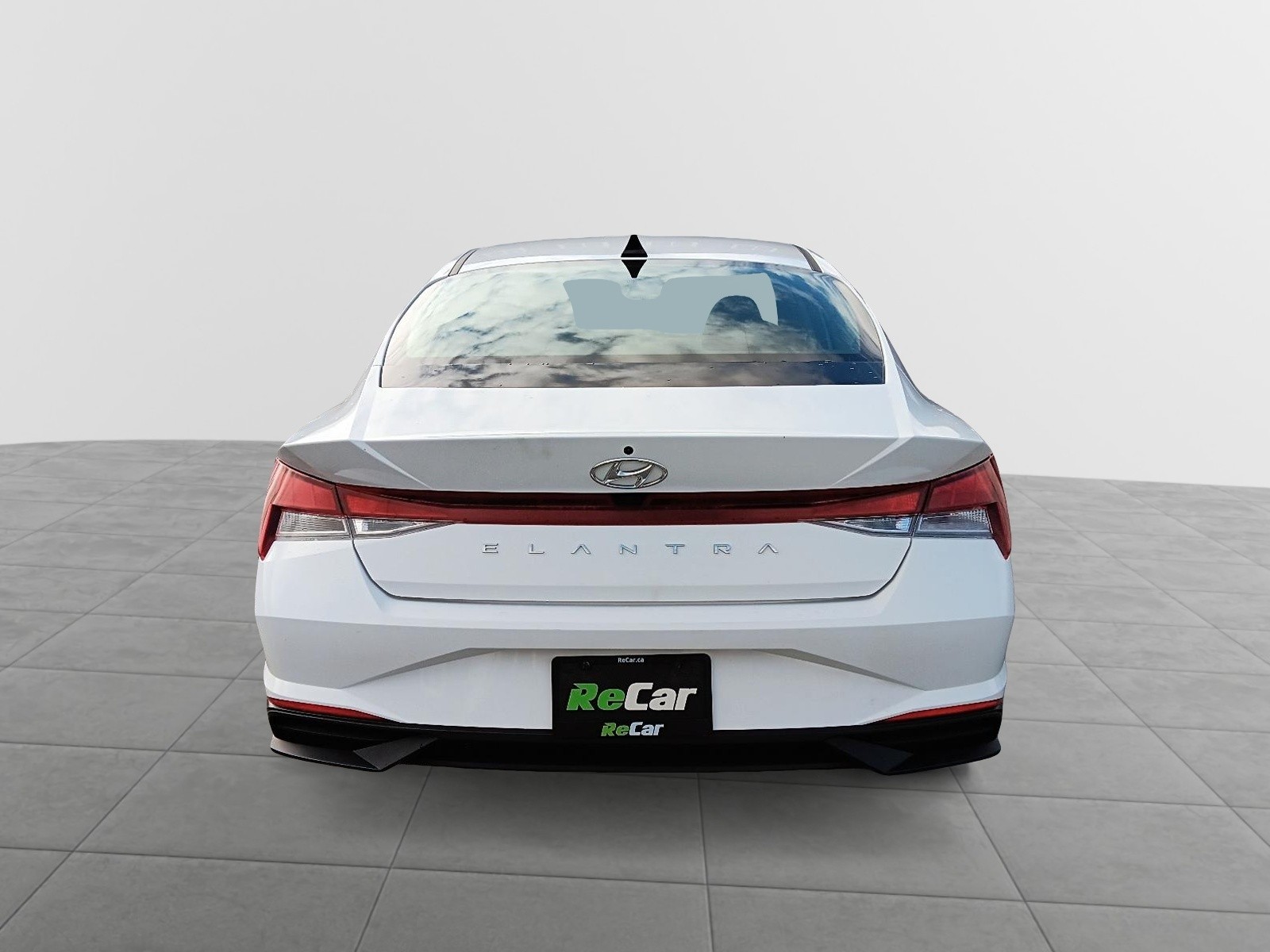 2023 Hyundai Elantra Preferred