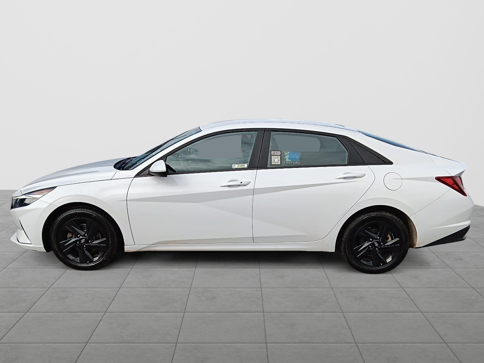 2023 Hyundai Elantra Preferred