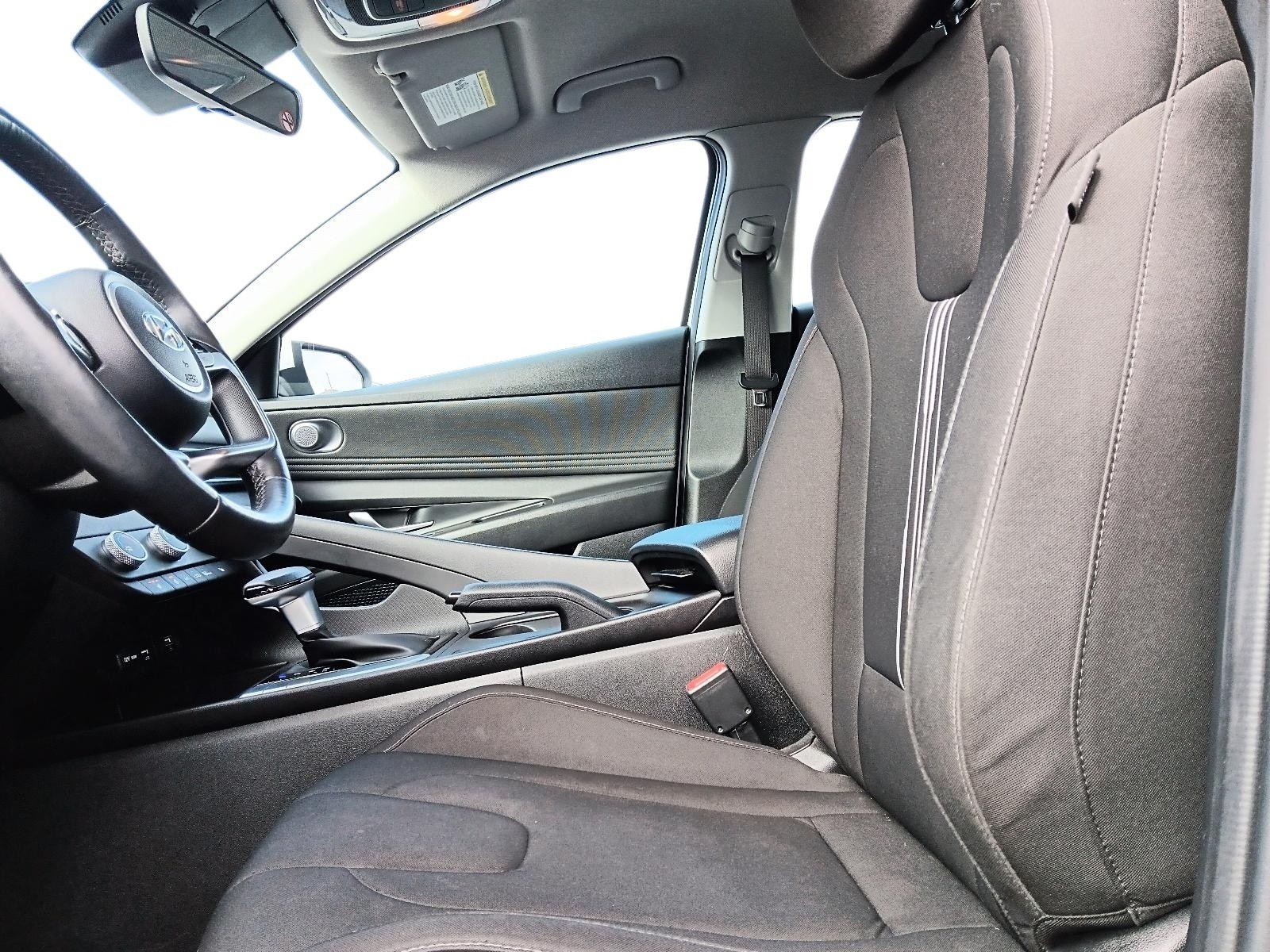 2023 Hyundai Elantra Preferred