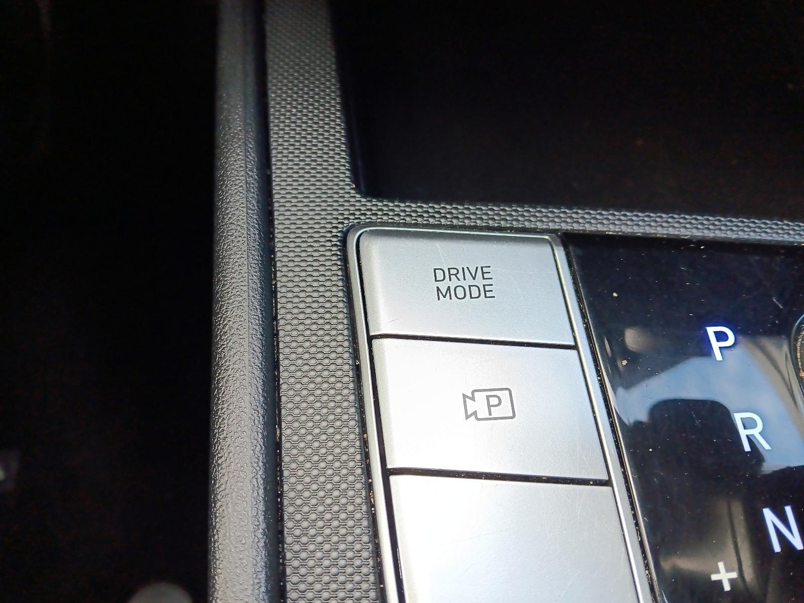 2023 Hyundai Elantra Preferred