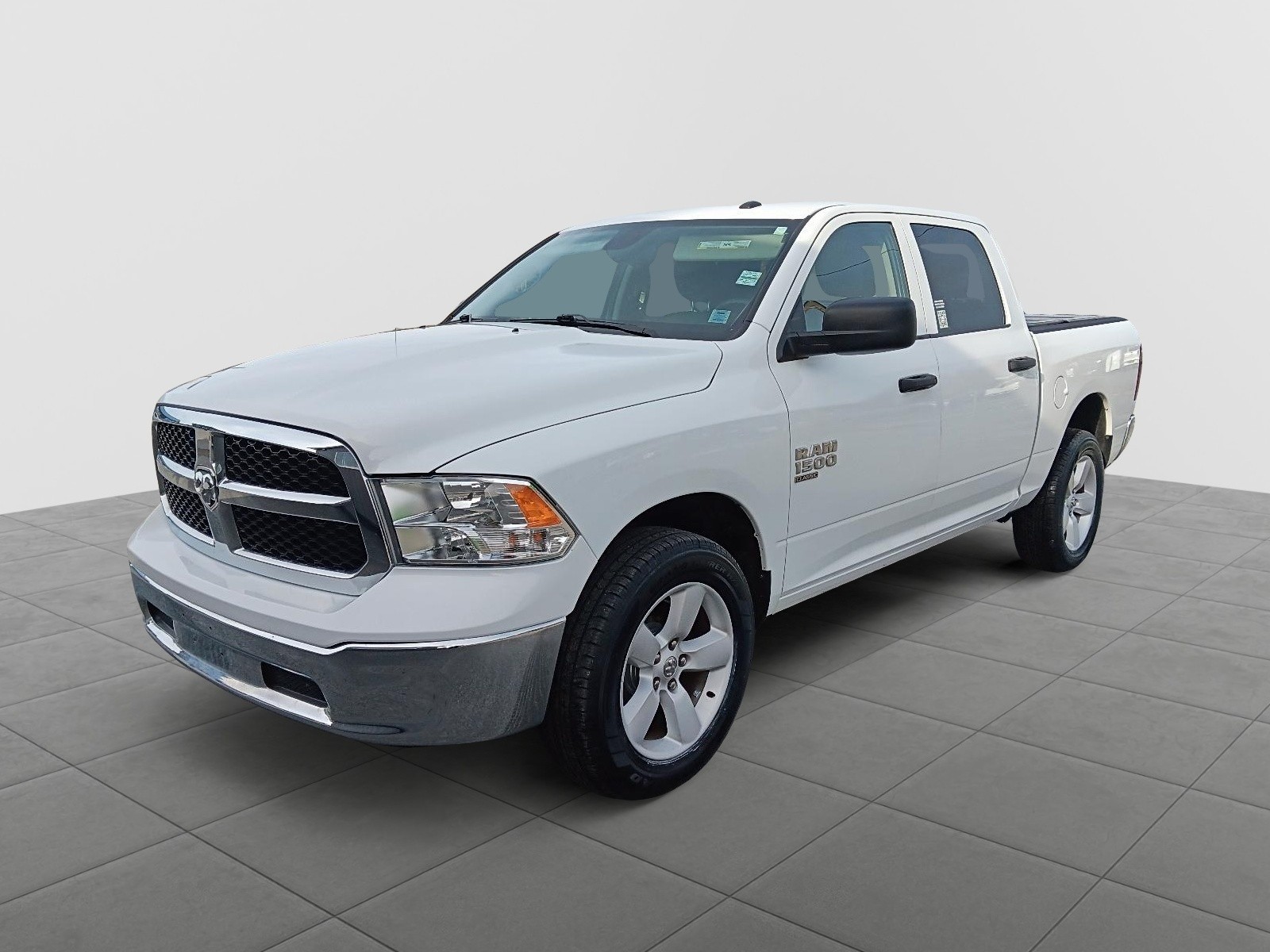 2022 RAM 1500 Classic  SLT