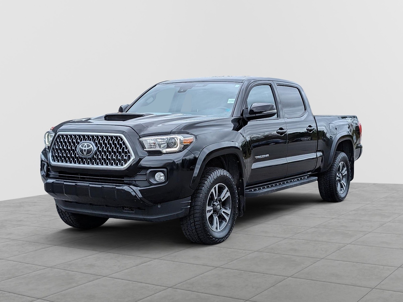 2019 Toyota Tacoma  SR5 V6